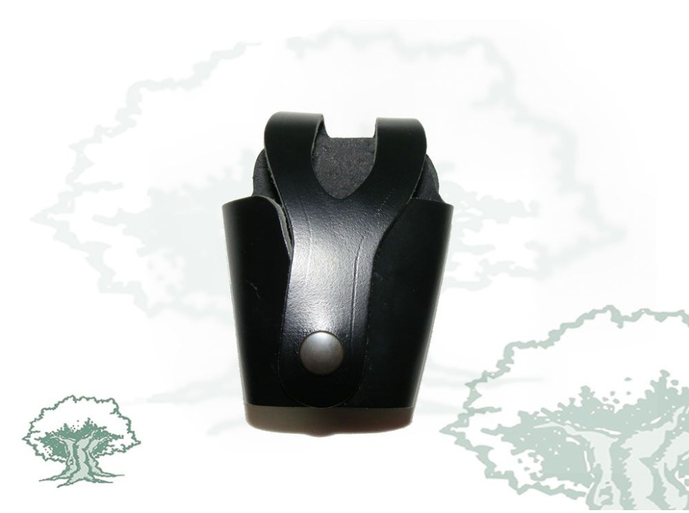 Funda grilletes semicerrada de cuero