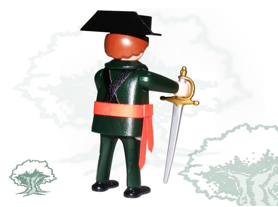 Muñeco articulado Guardia Civil fajin y sable