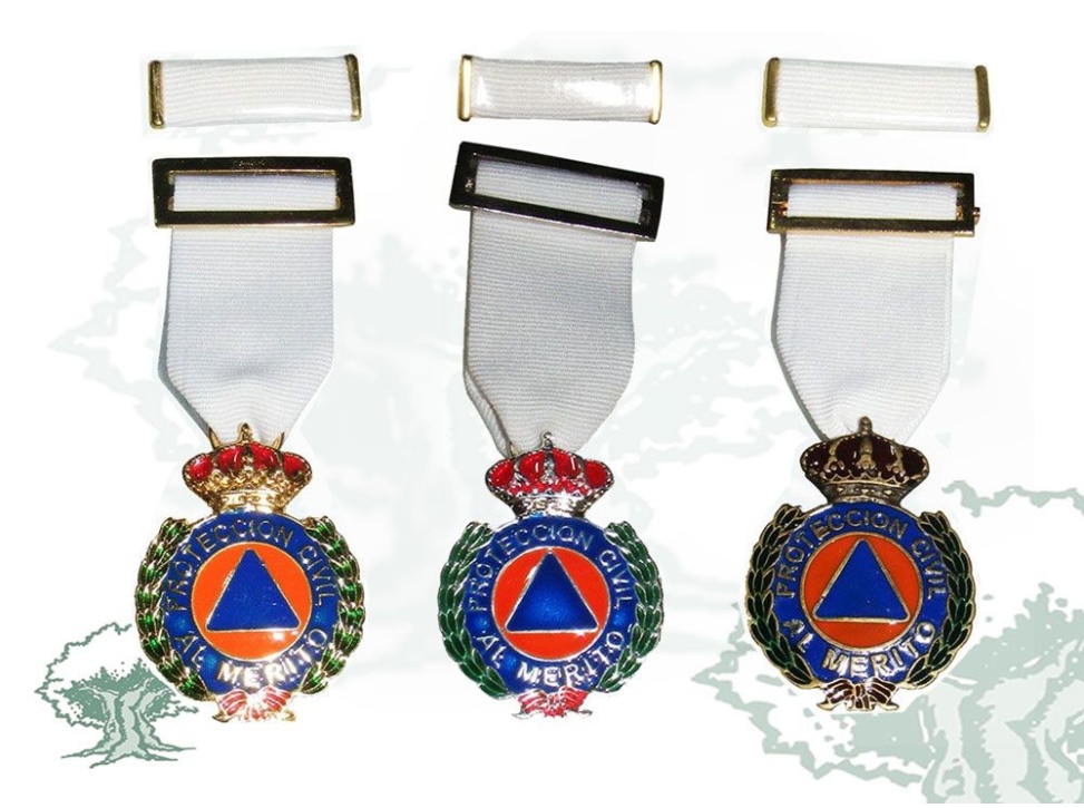 Medalla al Mérito Protección Civil distintivo blanco