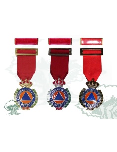 Medalla al Mérito Protección Civil distintivo rojo