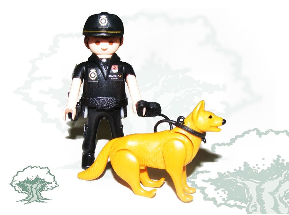 Muñeco articulado Guía Canino Policía Nacional