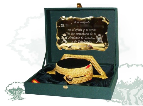 Tricornio reducido de Gran Gala