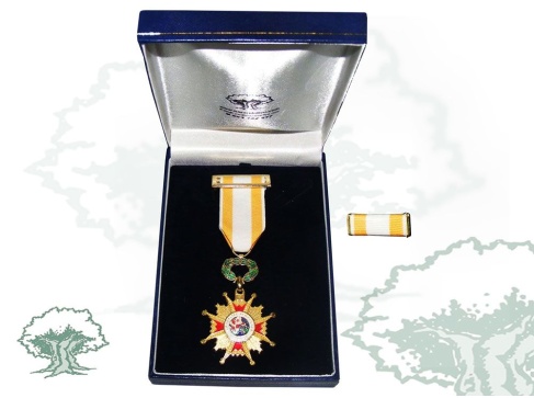 Cruz Caballero/Dama Orden de Isabel la Católica