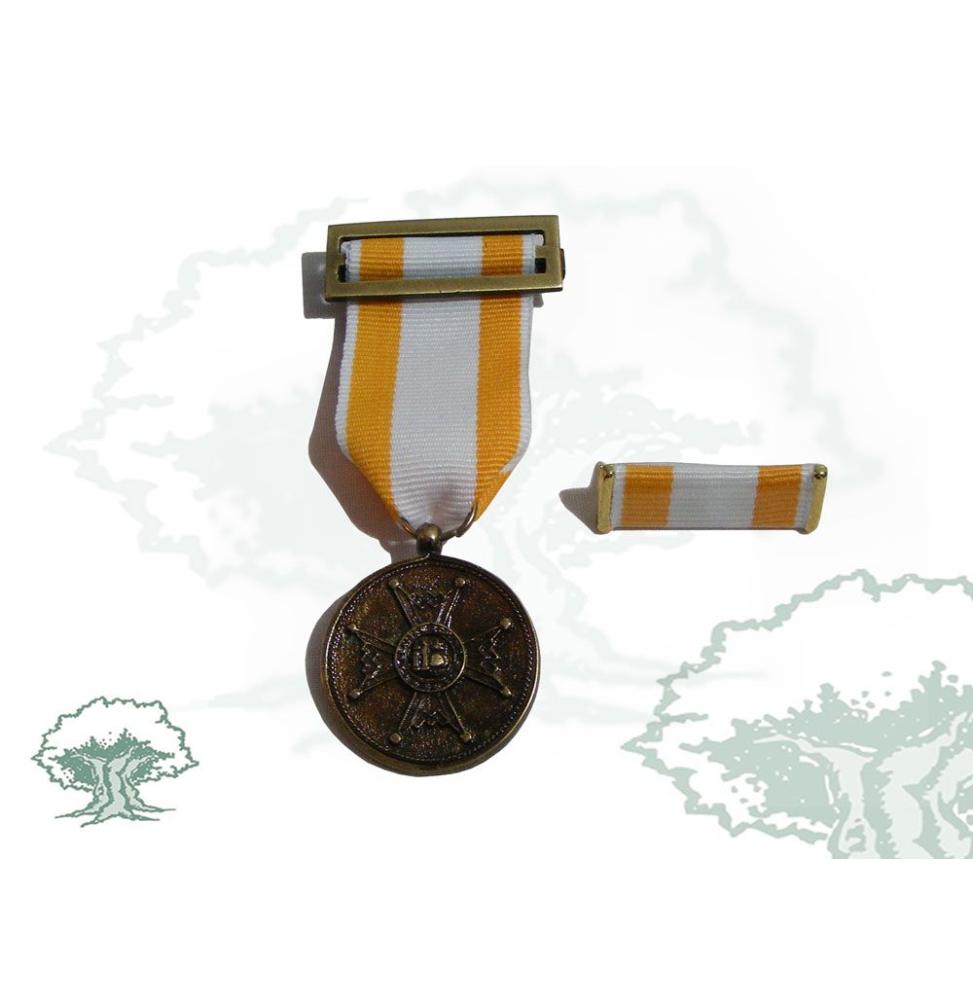 Medalla de la Orden de Isabel la Católica de bronce