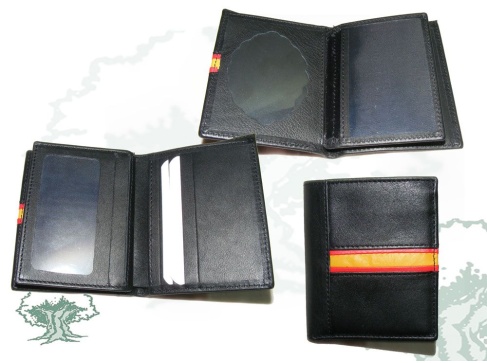 Cartera horizontal con chapa con bandera de España