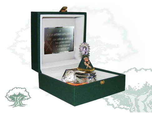 Tricornio de escritorio con Virgen del Pilar