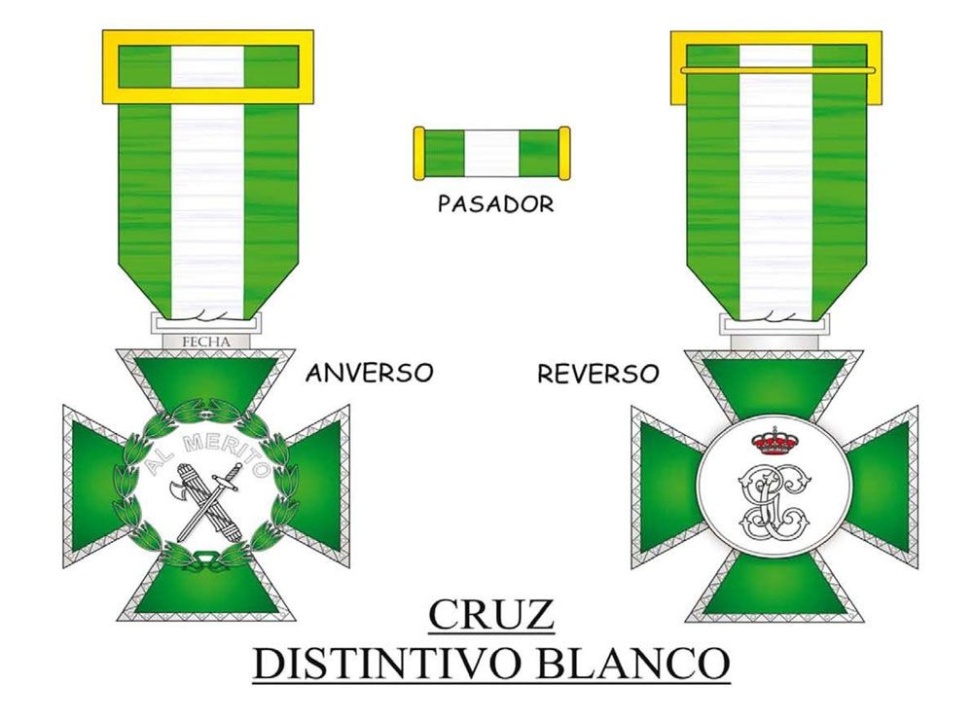 Cruz de la Orden del Mérito de la Guardia Civil distintivo blanco