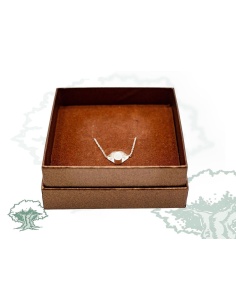 Cadena con tricornio de plata