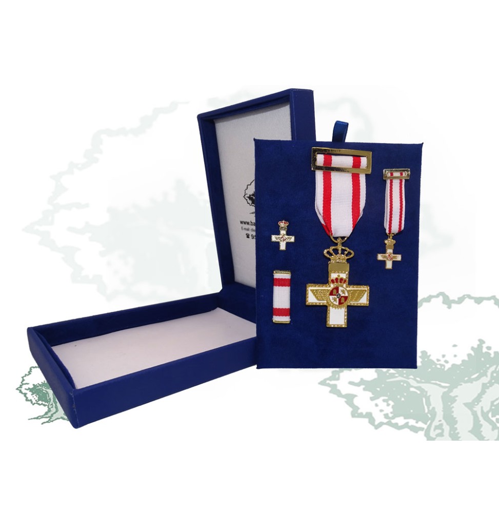 Cruz del Mérito Aeronáutico distintivo blanco de lujo