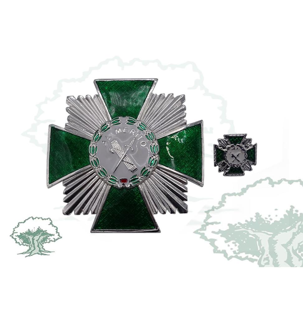 Cruz de Plata de la Orden del Mérito de la Guardia Civil