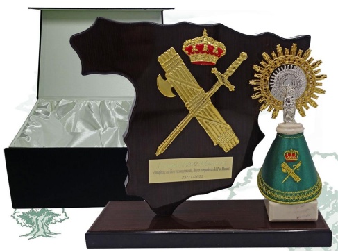 Metopa de escritorio Guardia Civil con Virgen del Pilar