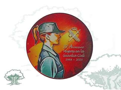 Imán 35 aniversario de la mujer en la Guardia Civil