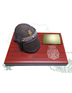 Casco UIP Policía Nacional decorado a mano de sobremesa