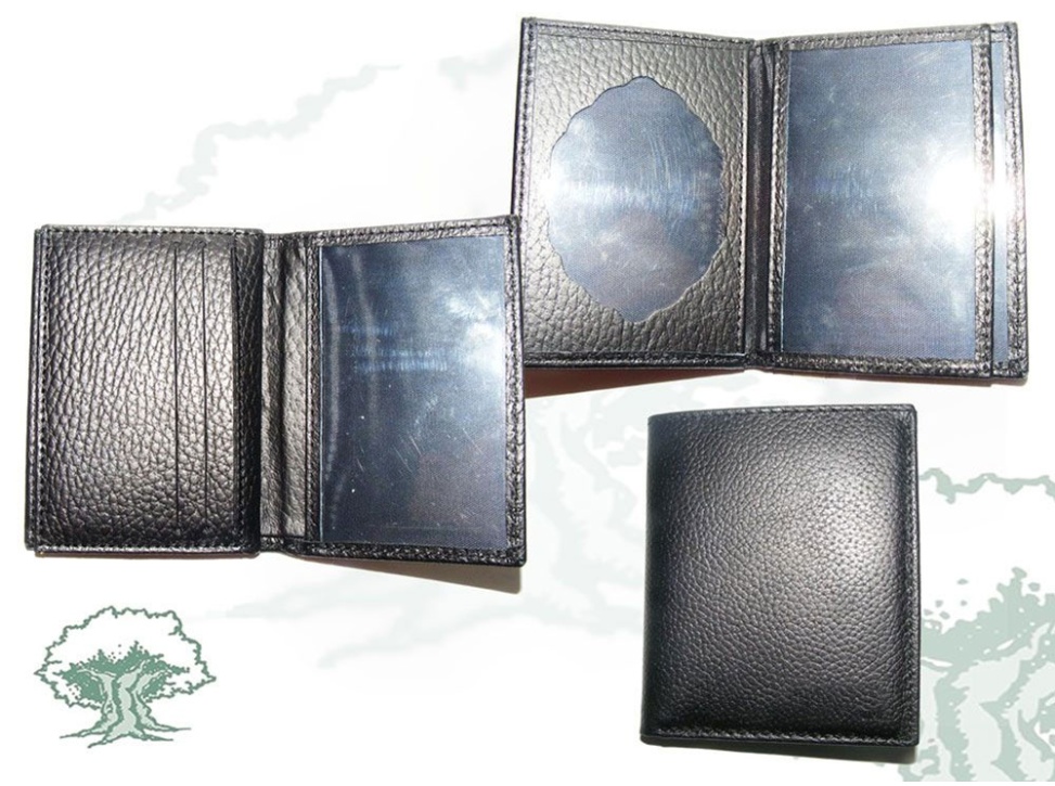 Cartera doble con chapa