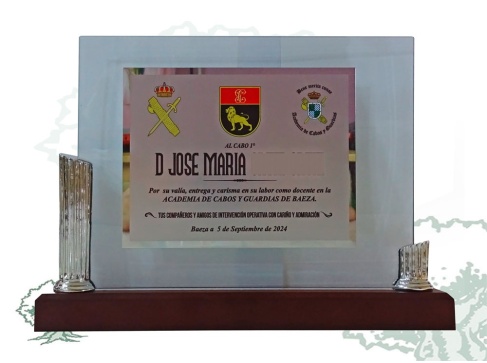 Placa de cristal con columnas