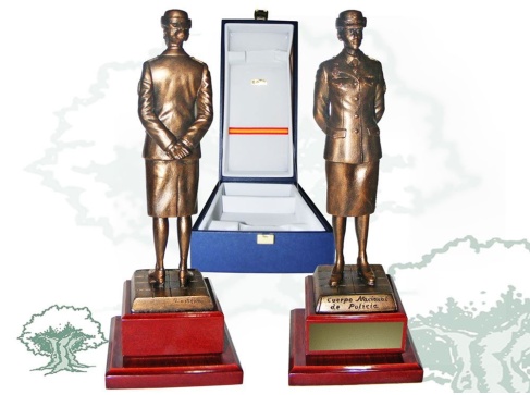 Figura Policía Nacional mujer