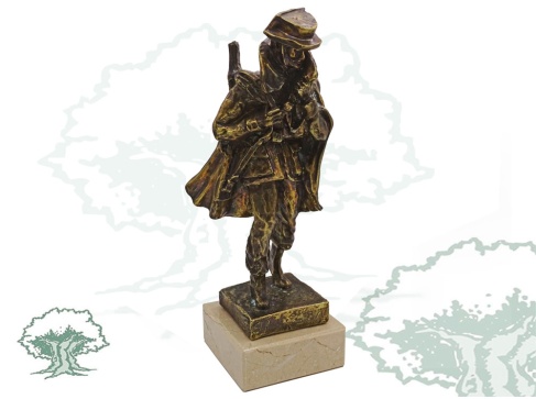 Figura Guardia Civil con capa color bronce electrolisis Figura Guardia Civil con capa color bronce electrolisis