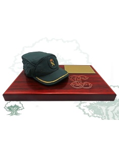 Gorra sobremesa Guardia Civil decorada a mano