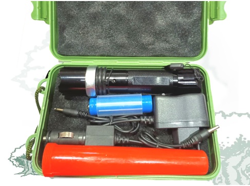 Linterna Cree Led WP de 200 lúmenes