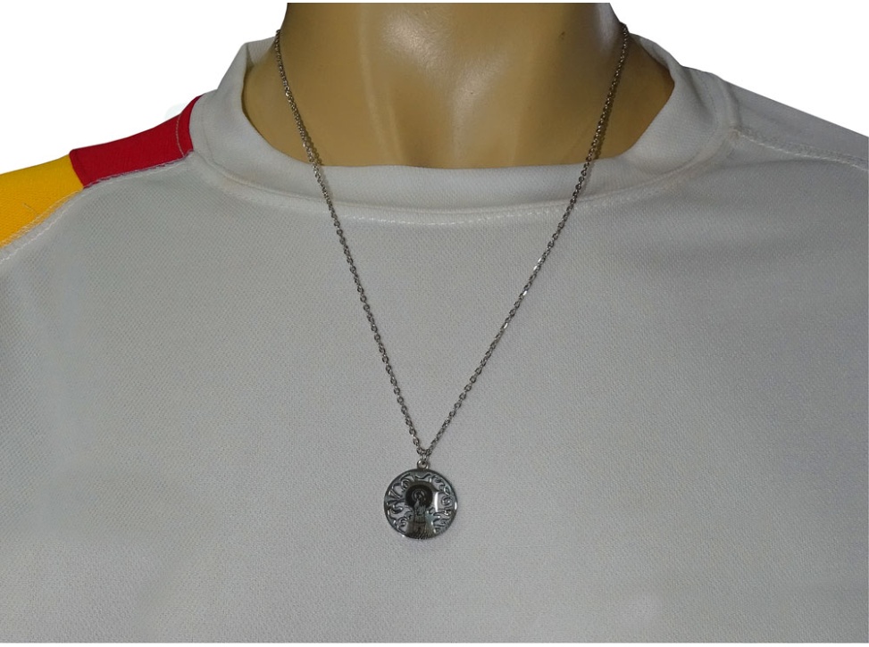 Cadena con Virgen del Pilar labrada