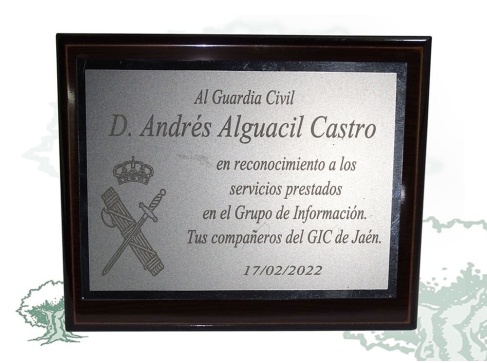 Metopa dedicatoria con estuche
