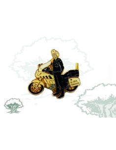 Pin Guardia Civil de Tráfico motorista 2