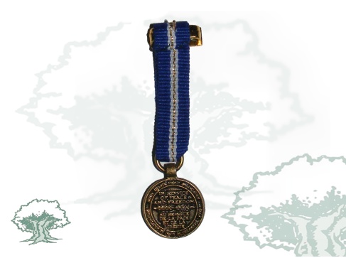 Medalla OTAN (Eagle Assist) miniatura