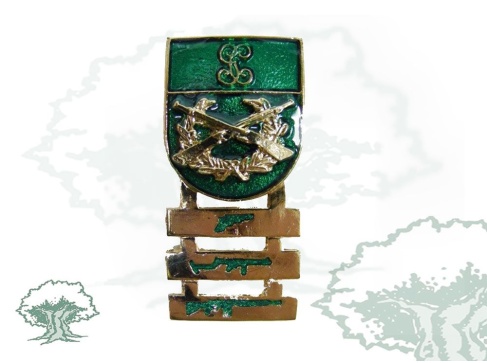 Distintivo Tirador Selecto Anual de la Guardia Civil con barras