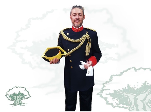 Traje de Gran Gala Guardia Civil tallaje estándar Traje de Gran Gala Guardia Civil tallaje estándar
